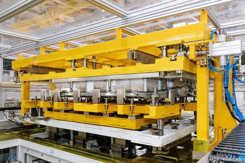 別克純電SUV Electra E5試裝車下線 武漢基地首款奧特能平臺車型引領(lǐng)電動出行